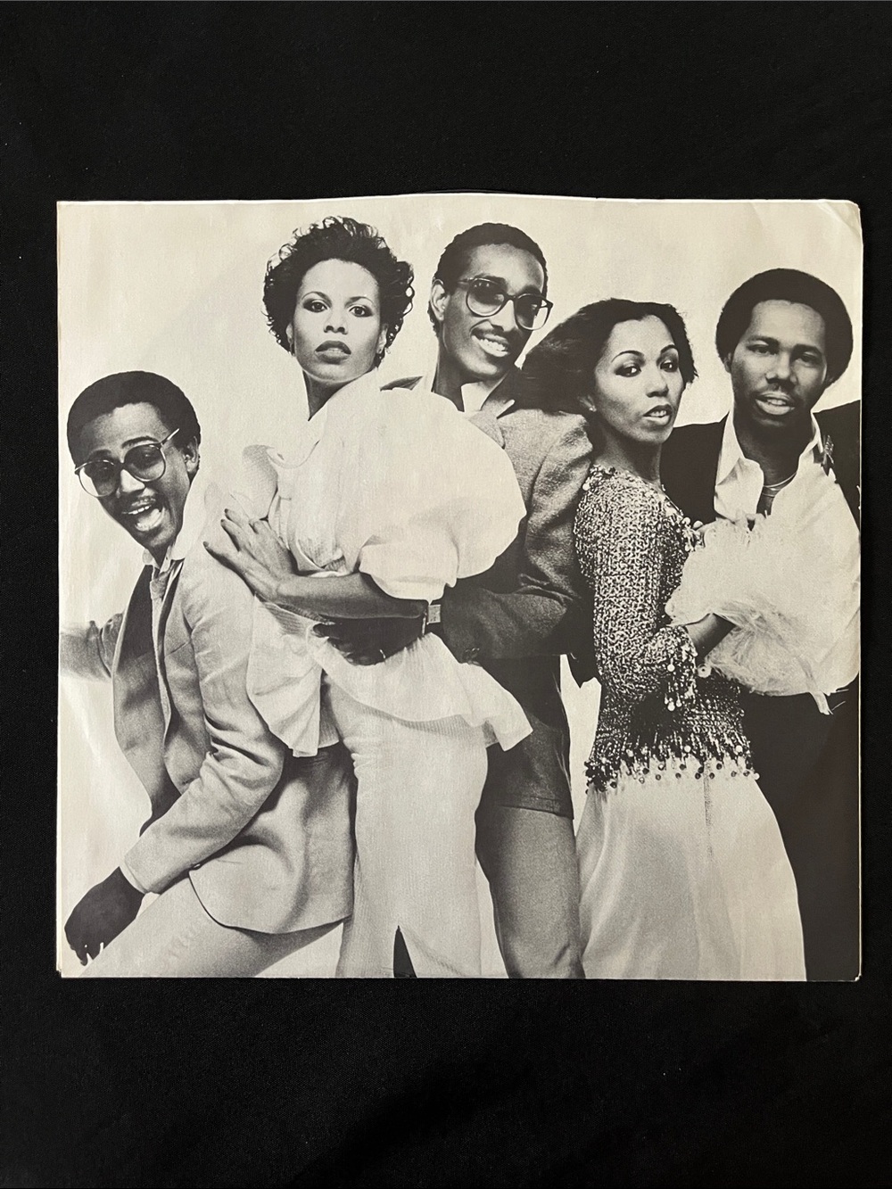 Chic – "Les Plus Grands Succes De Chic (Chic's Greatest Hits)" Vinyl Record - Picture 4 of 6